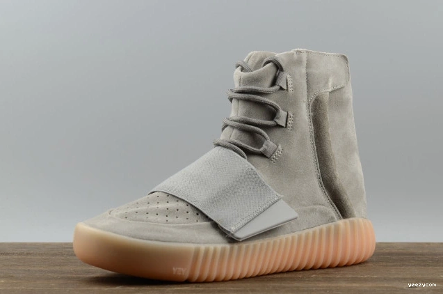 LIGHT 750 YEEZY GREY GLOW GUM BOOST DARK BB1840 ADIDAS 1027